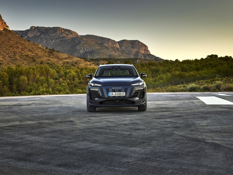 Audi Q6 e-tron - przód