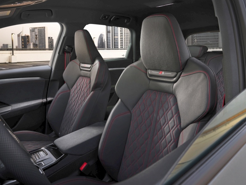 Audi Q6 e-tron - fotele