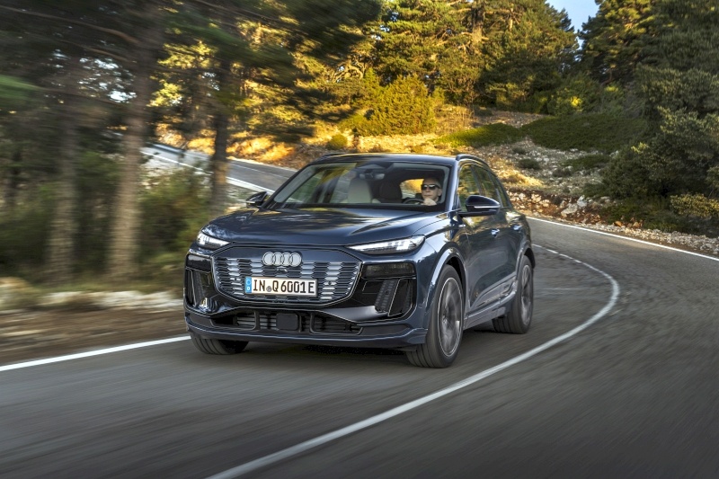 Audi Q6 e-tron - przód