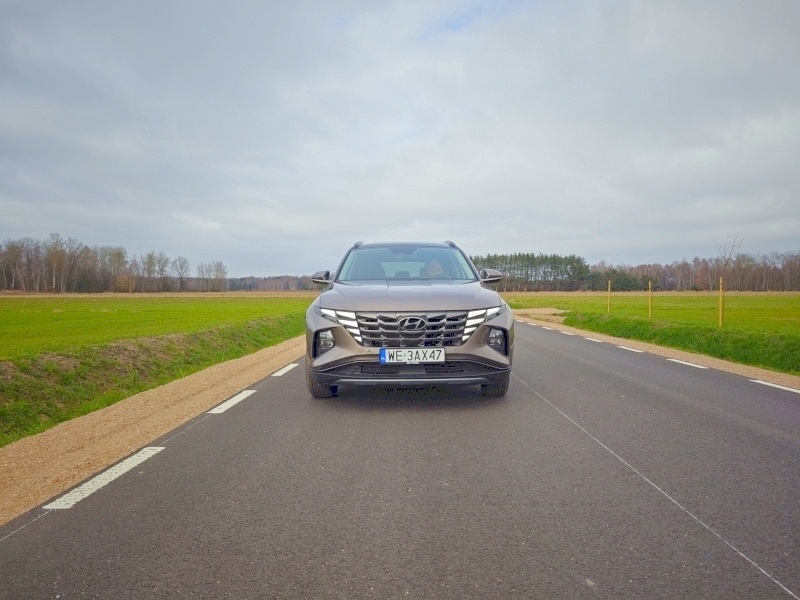 2023 Hyundai Tucson HEV - przód