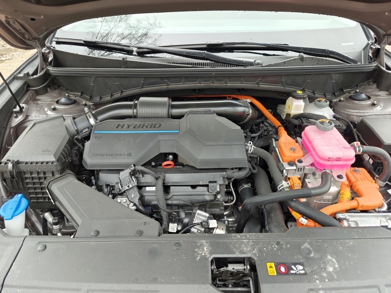 2023 Hyundai Tucson HEV - silnik