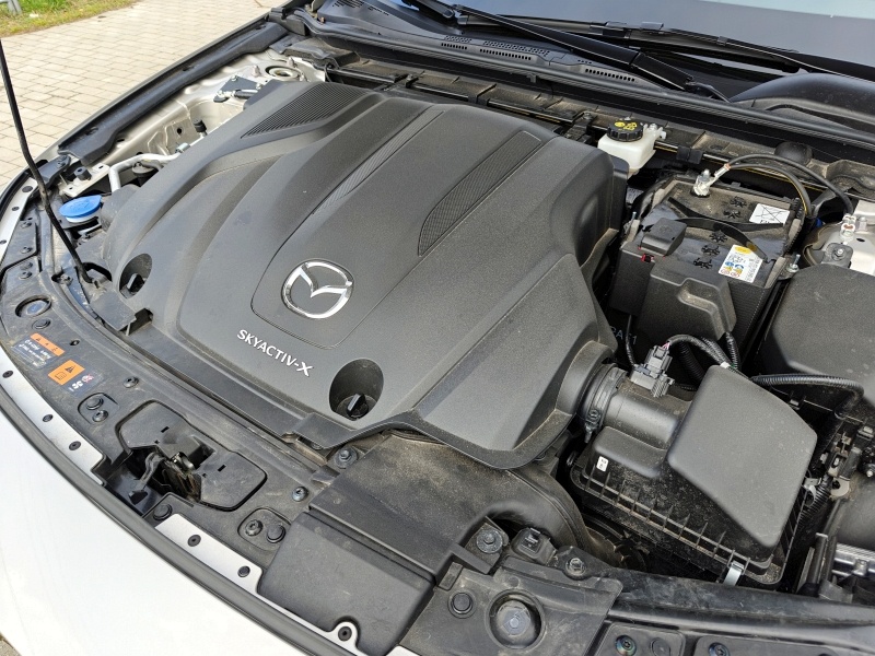 2024 Mazda 3 e-Skyactiv-X - silnik