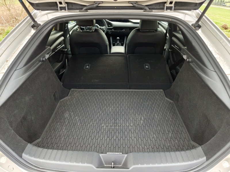 2024 Mazda 3 e-Skyactiv-X - bagażnik