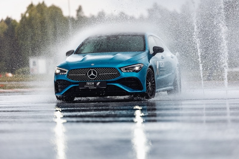 Mercedes-Benz Tech Experience płyta poślizgowa