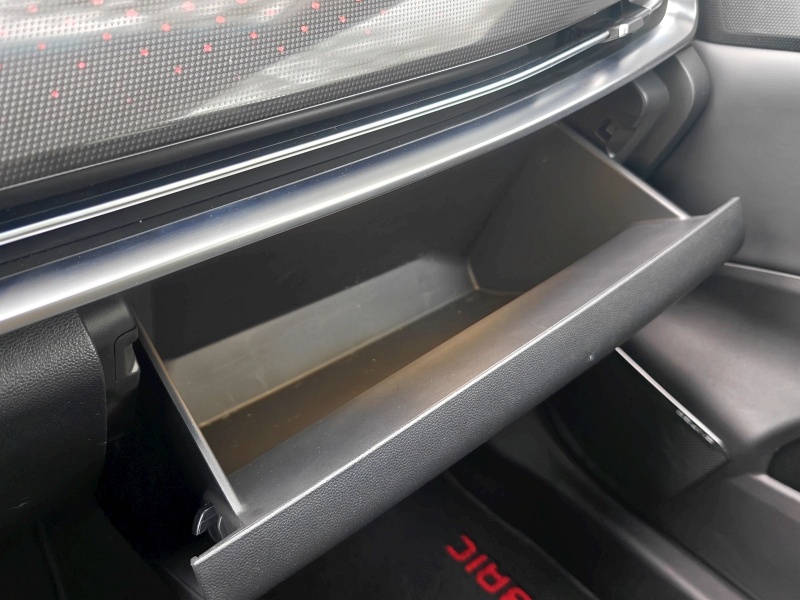 BAIC Beijing 7 - schowek