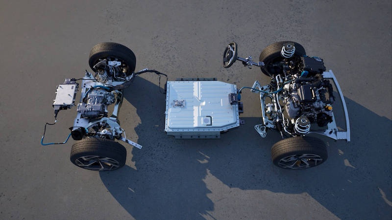 2024 Renault E-Tech 4x4 300 KM układ napędowy