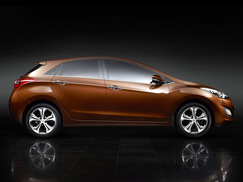 Hyundai i30 bok