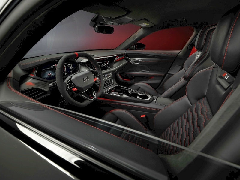 2025 Audi e-tron GT - kabina