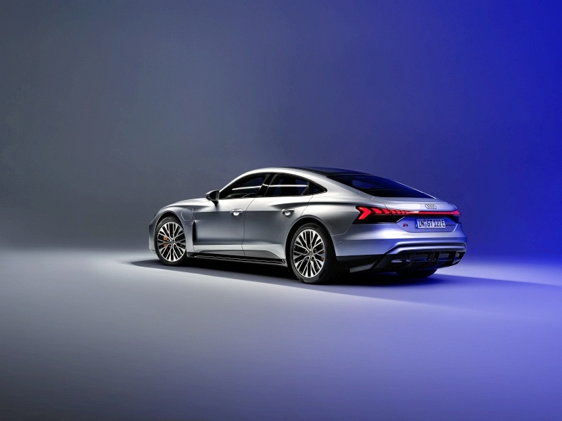 2025 Audi e-tron GT - tył