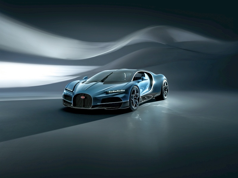 Bugatti Tourbillon - przód