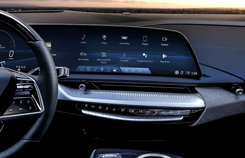 Cadillac Optiq - kokpit
