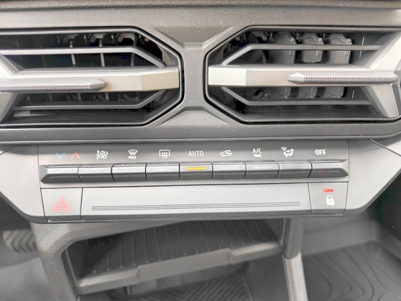 Dacia Duster III Hybrid 140 - panel klimatyzacji