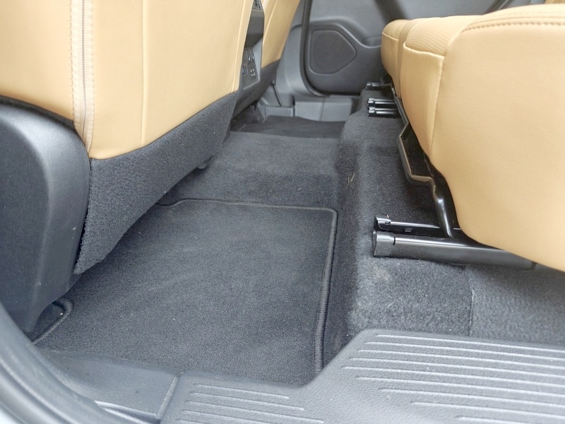 Nissan X-Trail e-Power - kanapa