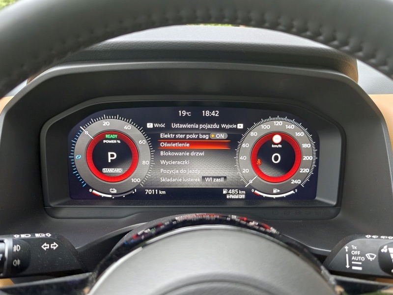 Nissan X-Trail e-Power - ekran