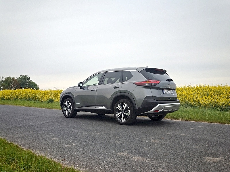 Nissan X-Trail e-Power - tył