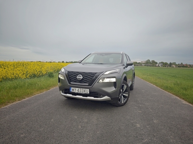 Nissan X-Trail e-Power - przód