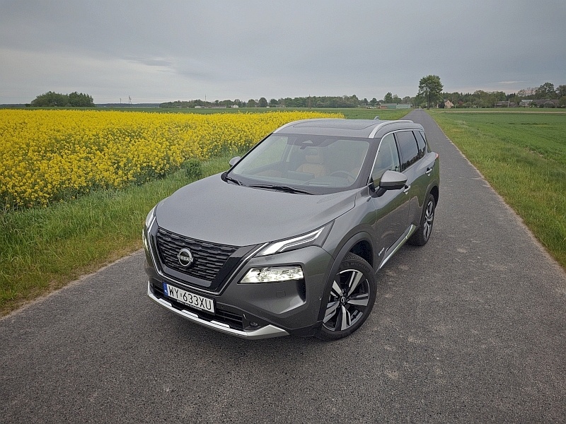Nissan X-Trail e-Power - przód