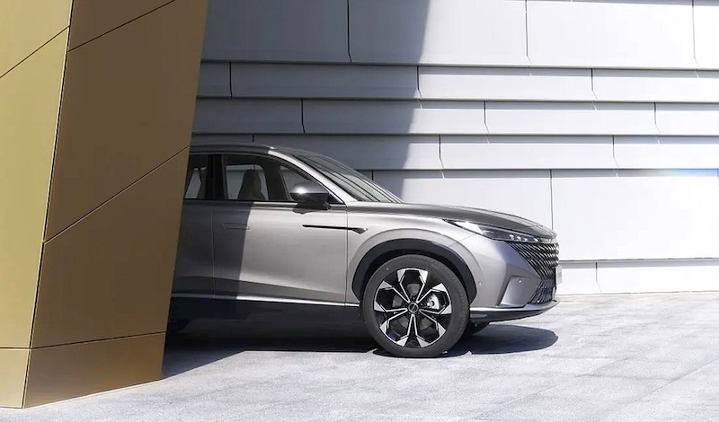 Roewe RX5 - czas zacząć kopiować chińczyków