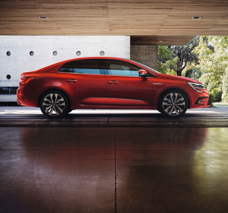 2024 Renault Megane GrandCoupe bok