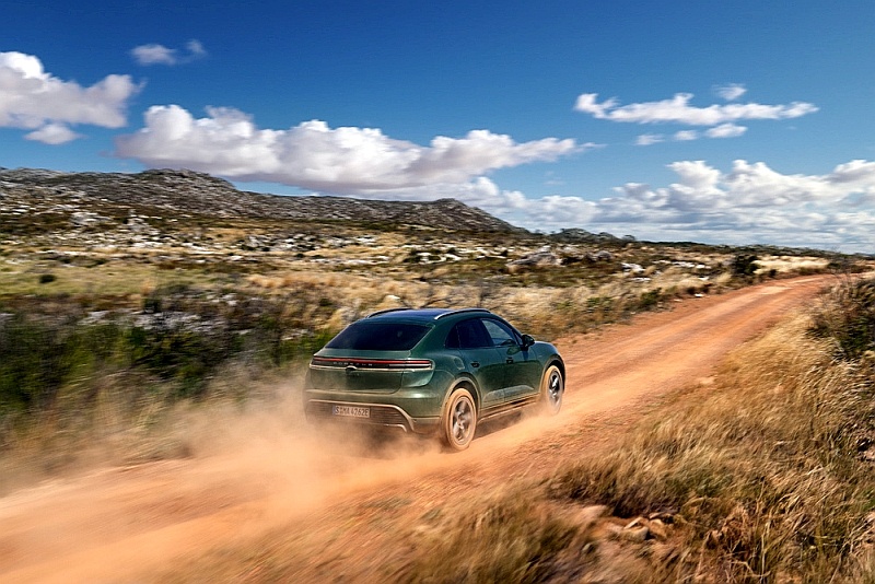 Porsche Macan EV 4S - tył