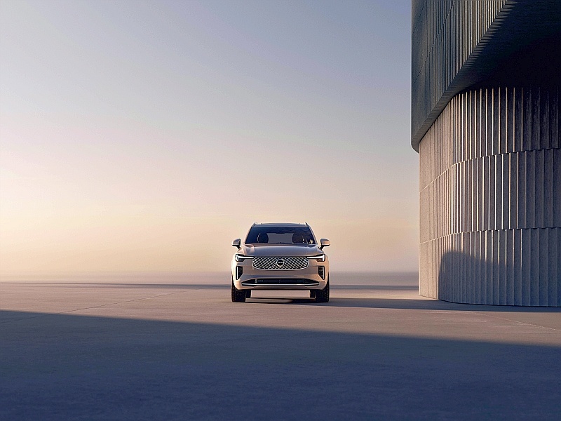 2025 Volvo XC90 - przód