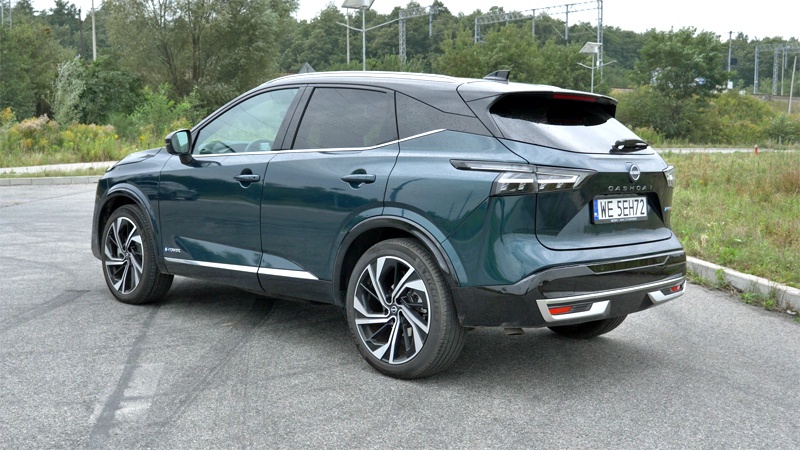Nissan Qashqai tył lewy