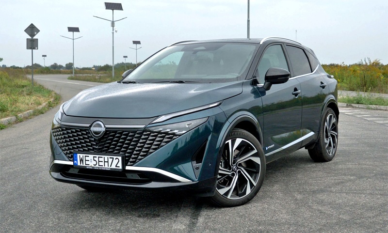 Nissan Qashqai przód lewy