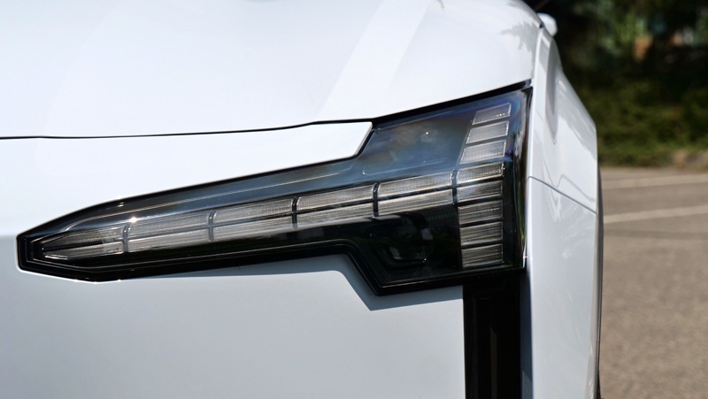 Volvo EX30 reflektor