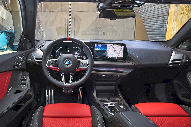 2025 BMW 2 Gran Coupe - kokpit
