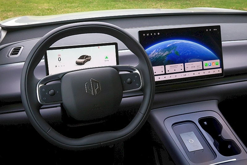 Leapmotor C10
