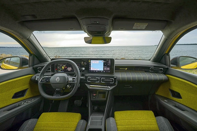 Renault 5 E-Tech - kokpit