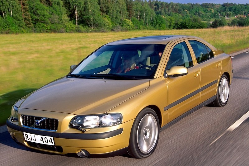Volvo S60 I przód