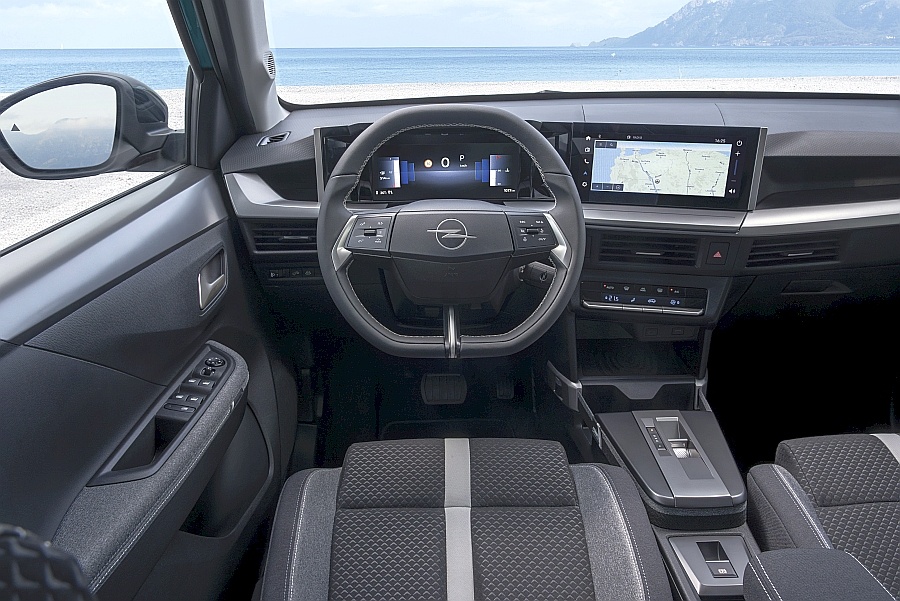 2024 Opel Frontera Hybrid - kokpit