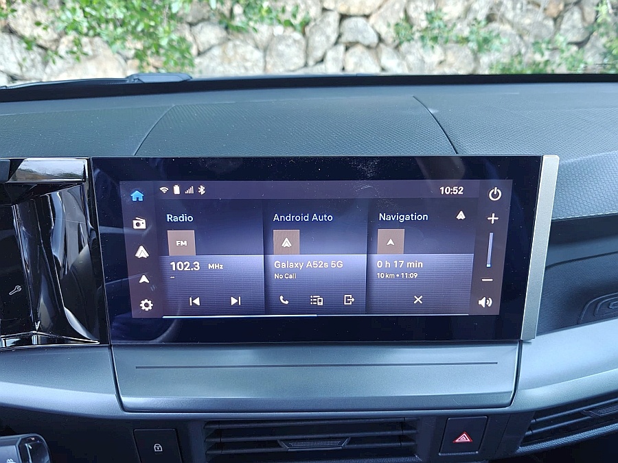 2024 Opel Frontera Hybrid - ekran