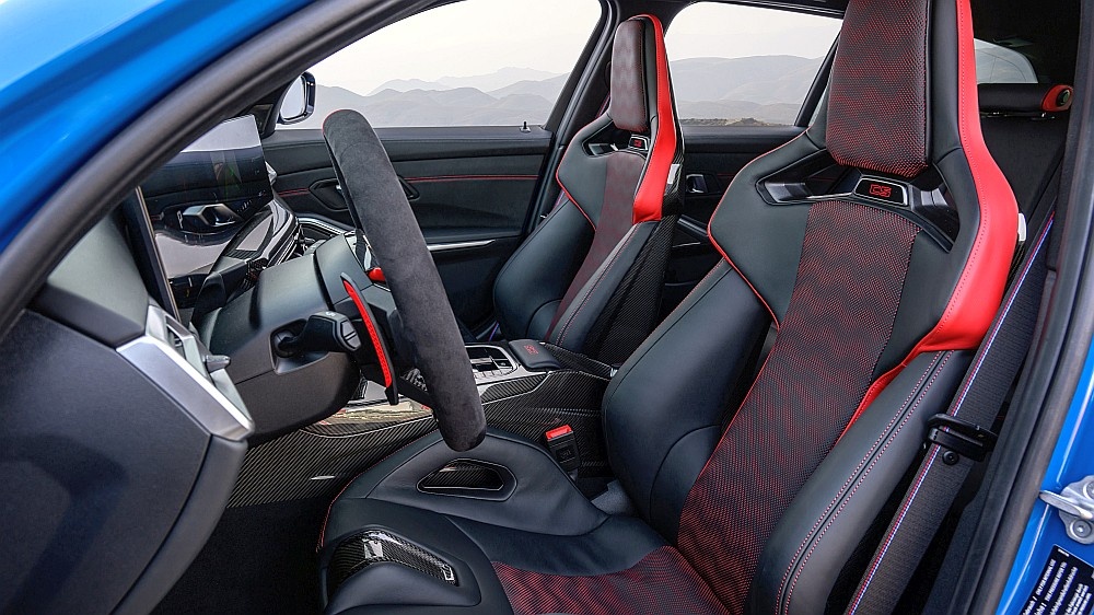 2025 BMW M3 CS Touring - fotele
