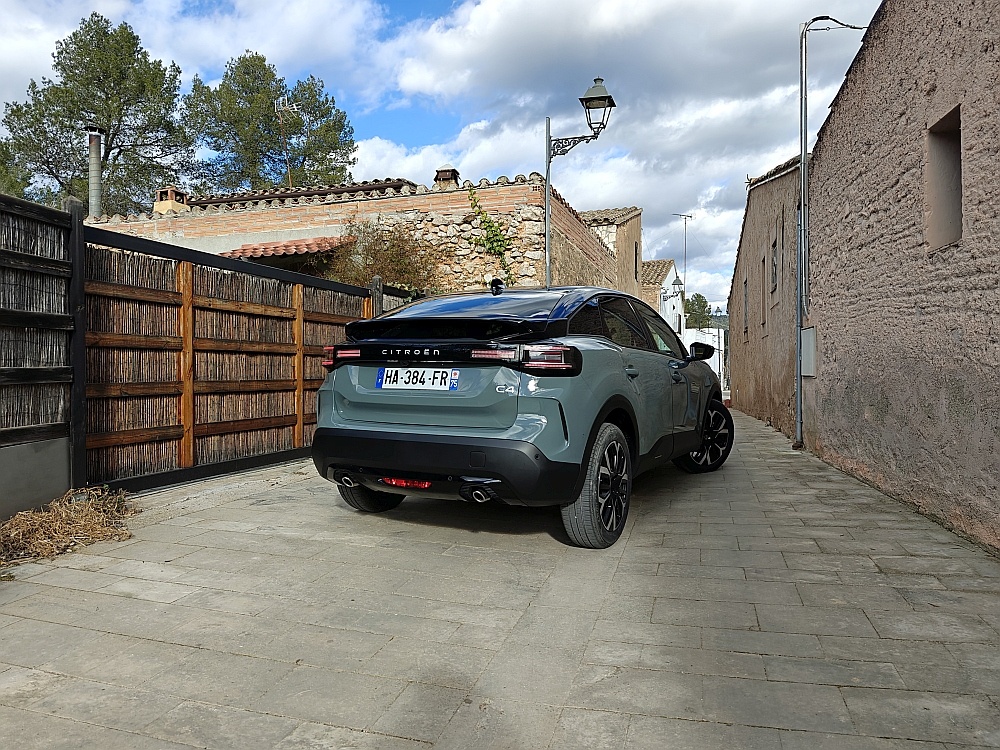 2025 Citroen C4 Hybrid
