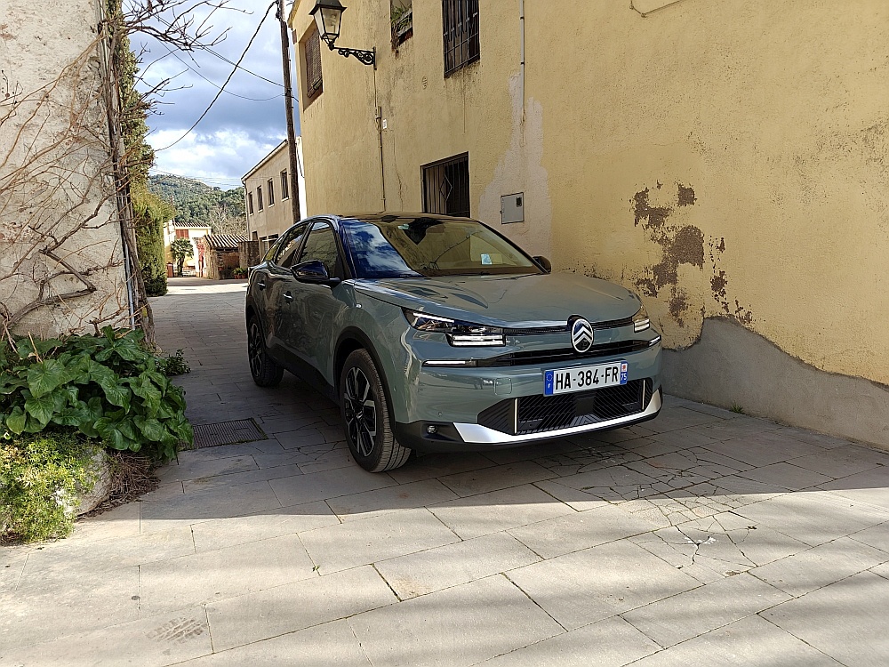 2025 Citroen C4 Hybrid