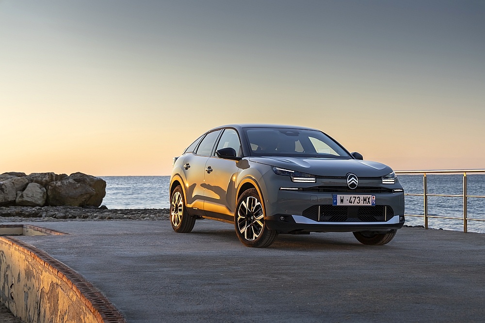 2025 Citroen C4 Hybrid