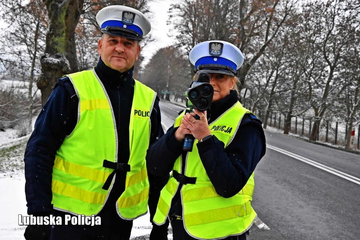 kontrola drogowa miernik laserowy prędkość