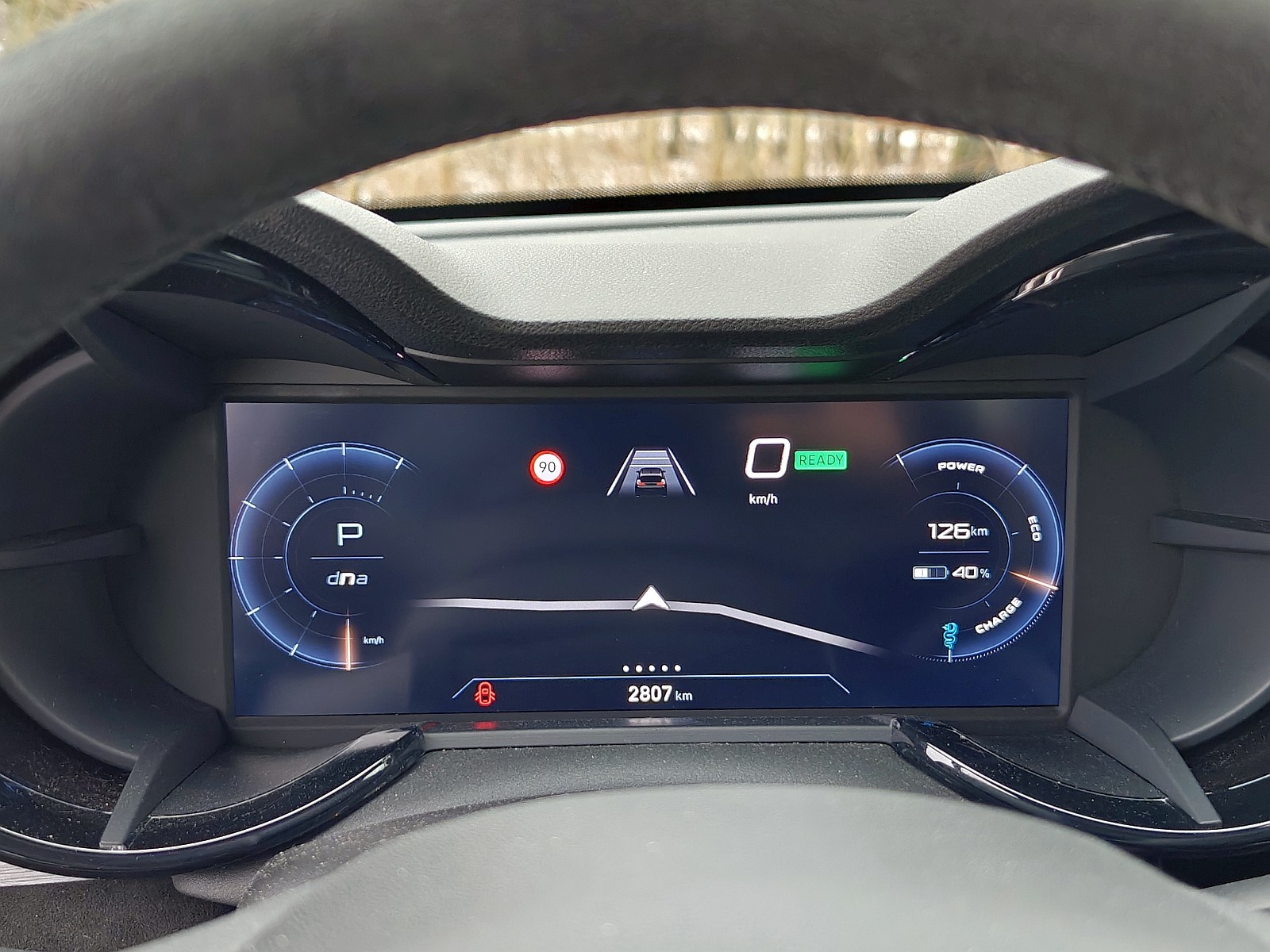 2025 Alfa Romeo Junior Elettrica - ekran