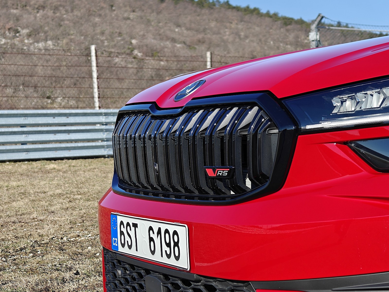 2025 Skoda Kodiaq RS - przód