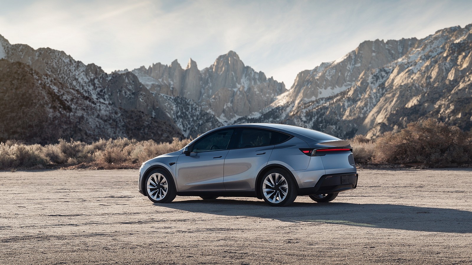 2025 Tesla Model Y Juniper
