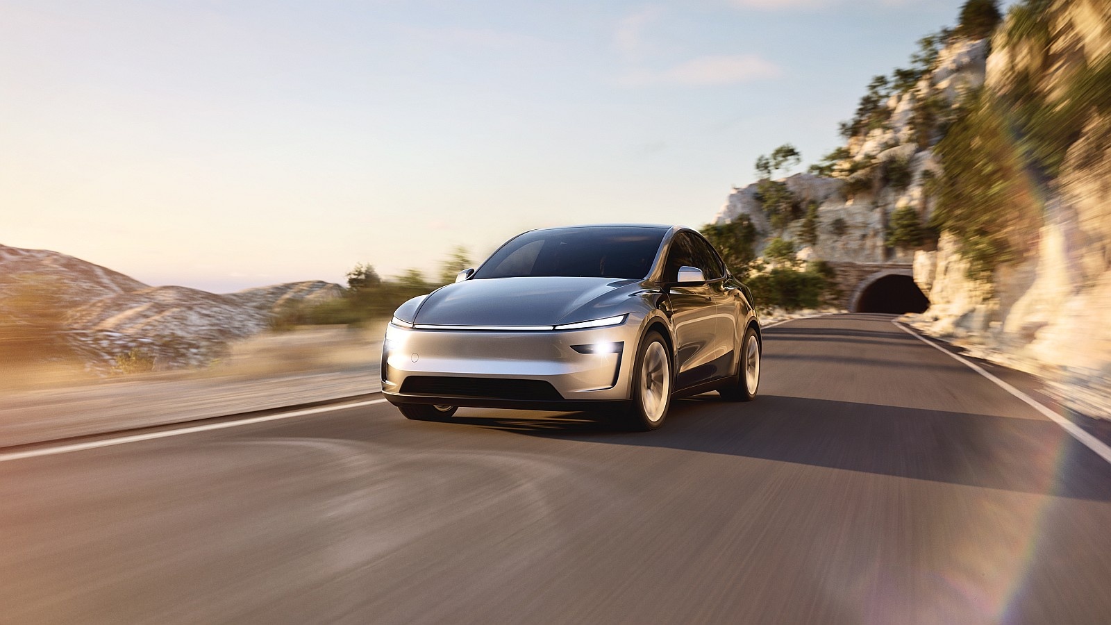 2025 Tesla Model Y Juniper