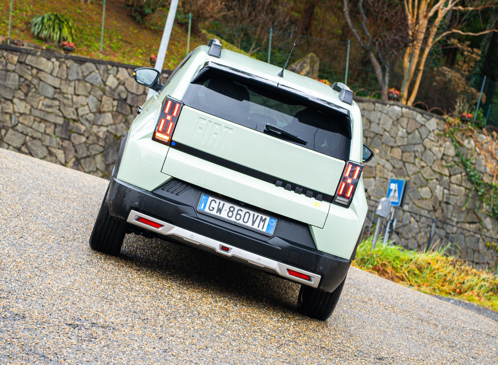 Fiat Grande Panda tył