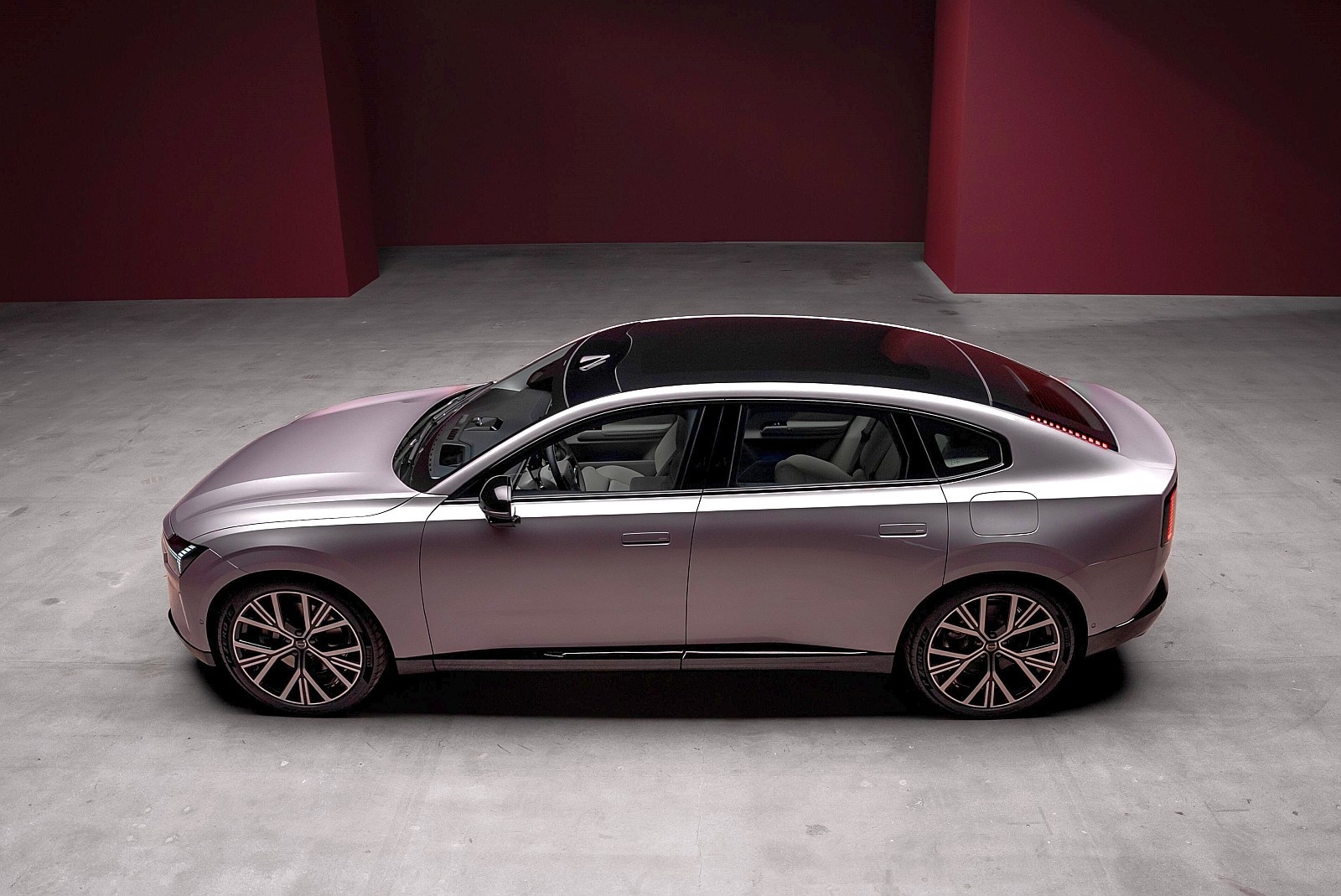 Volvo ES90