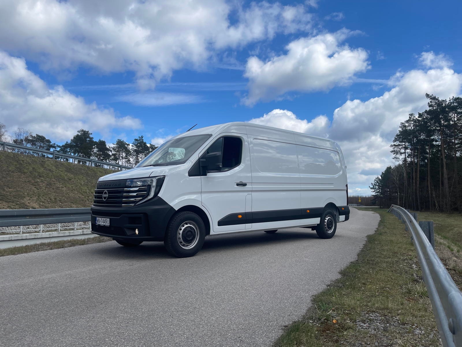 Nissan Interstar
