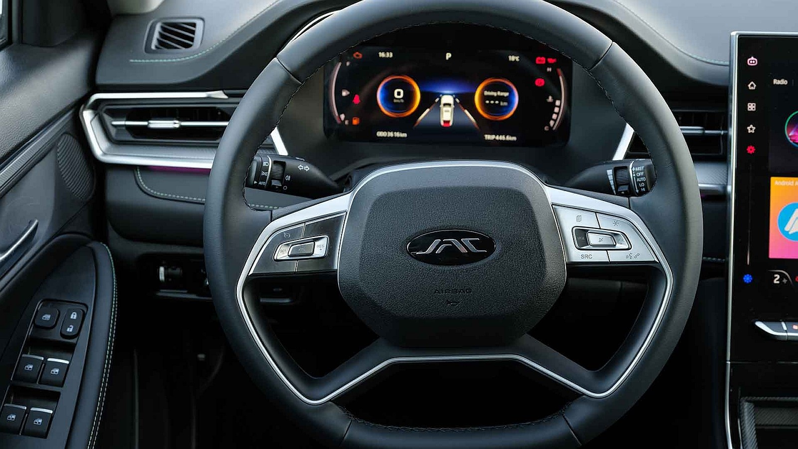 JAC J7 Plus