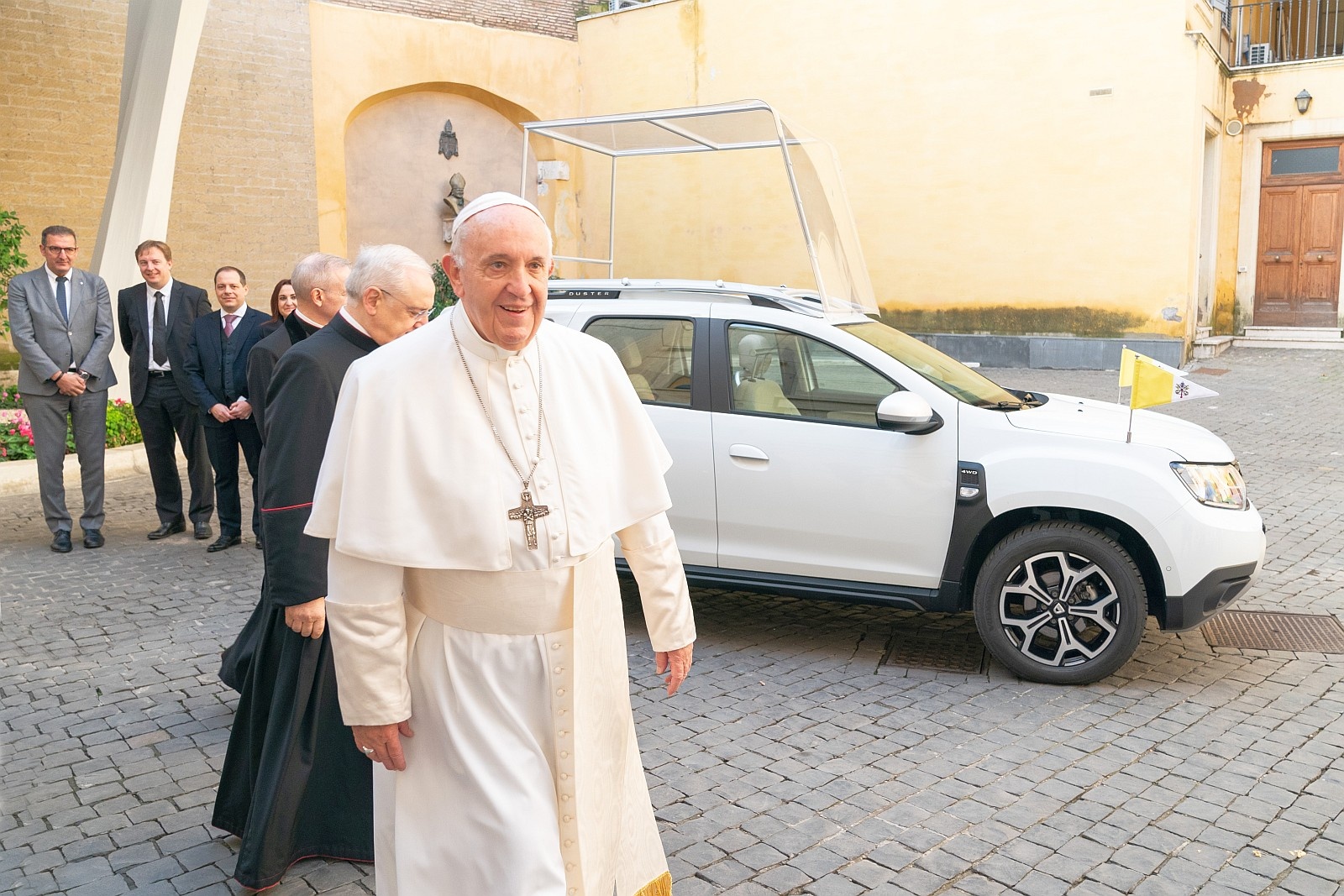 Papież Franciszek i samochody