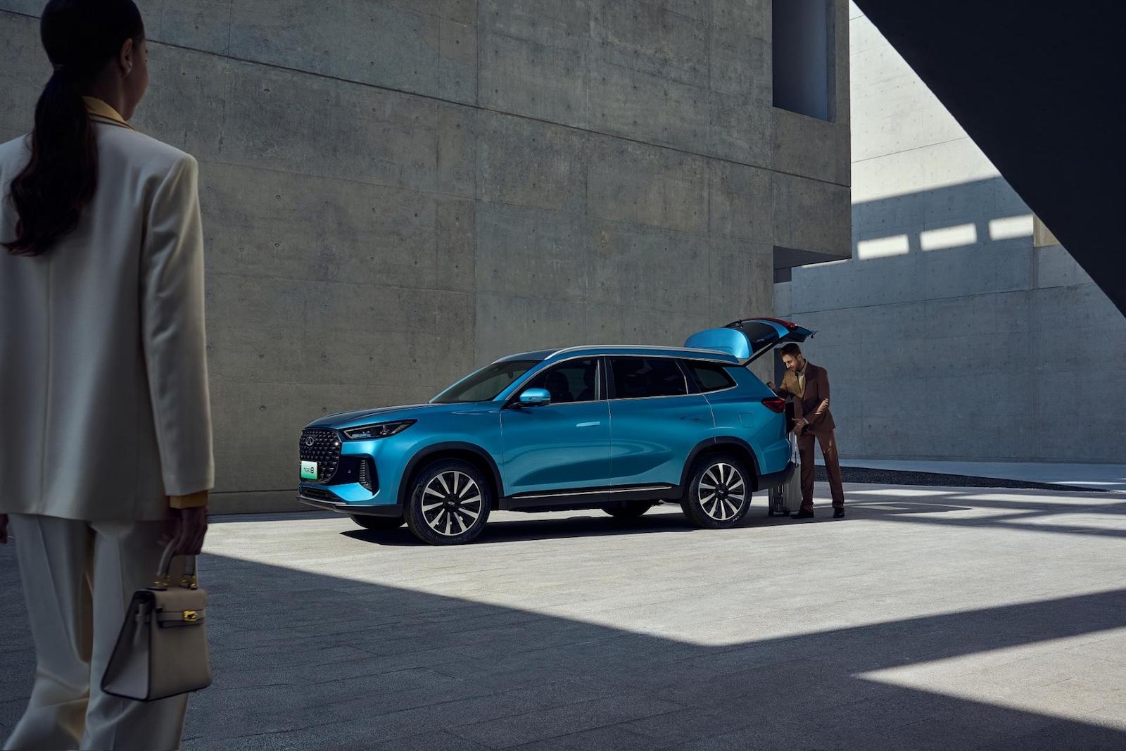 Chery Tiggo 8 bok