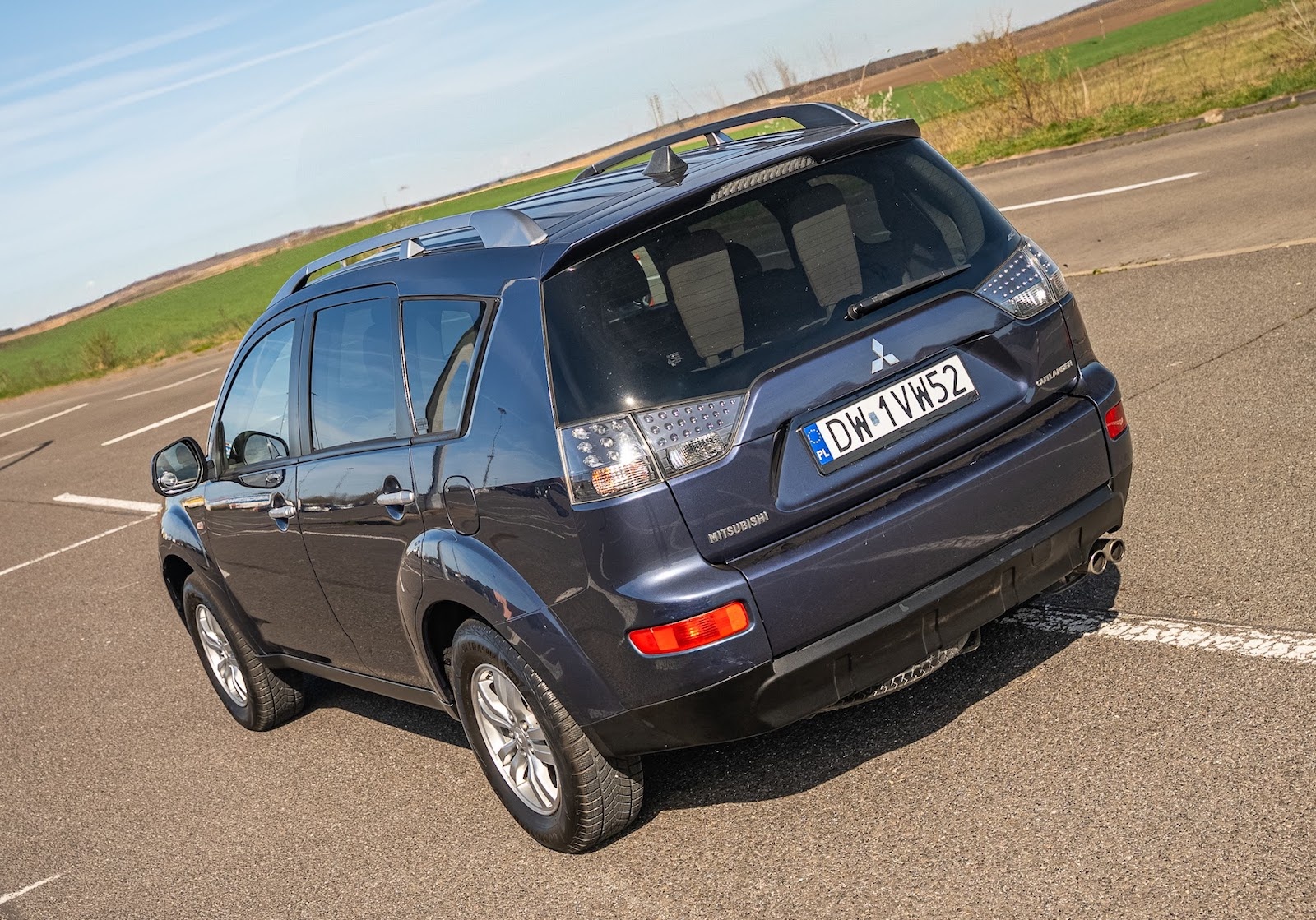 Mitsubishi Outlander II tył